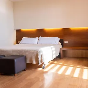 Turin 3*, Barcelone Espagne